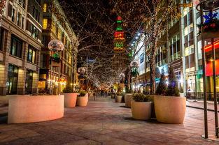 丹佛圣诞节,光影交织，温馨满城